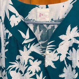 XL Vintage Teal and White Kalena Fashions of Hawaii MuuMuu